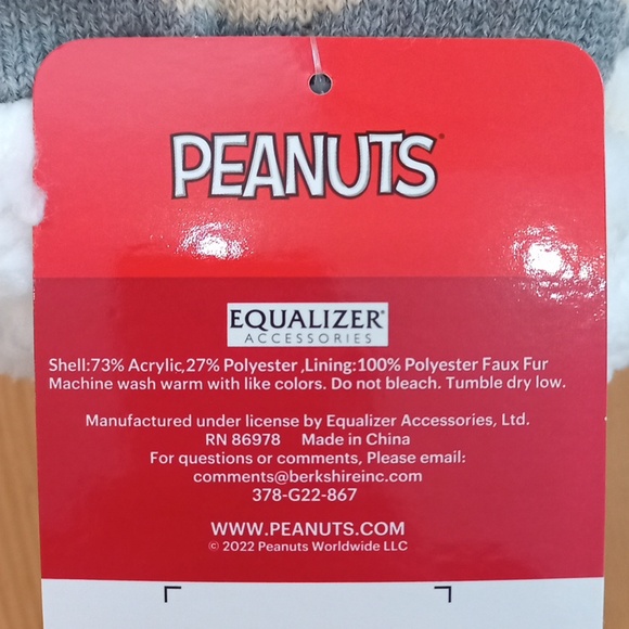 Peanuts Snoopy Sherpa Lined Slipper Socks Gripper Soles - Picture 7 of 7